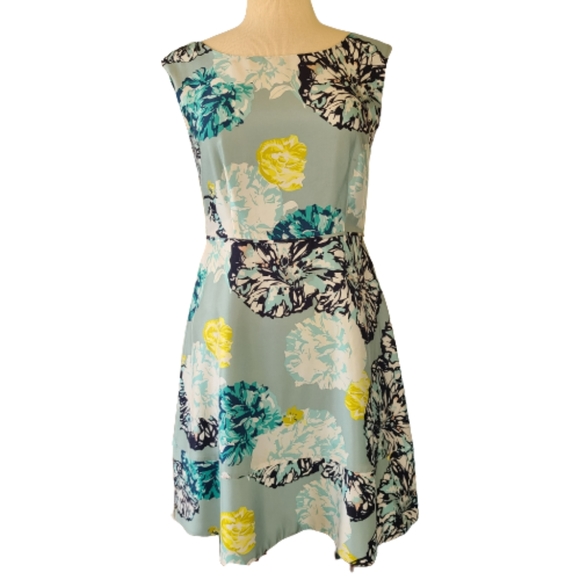 J. Crew Dresses J Crew Size 4 0 Silk Aquatic Floral Fit And Flare